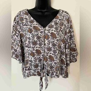 Floral V-Neck Tie-Front Blouse